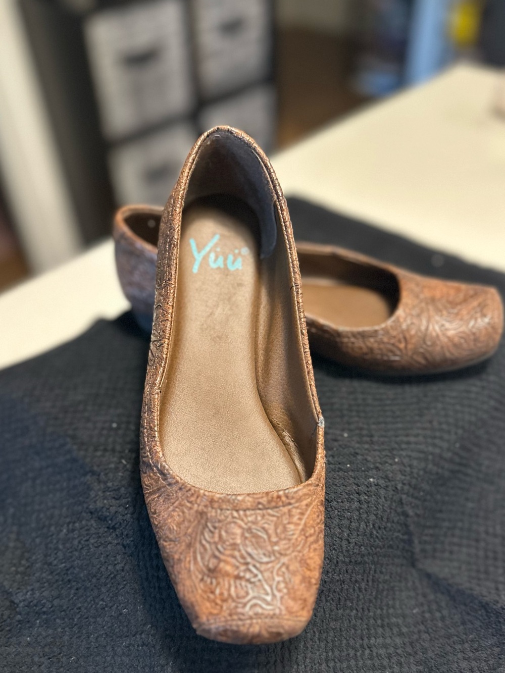 Women's Embossed Ballet Flats - Copper Brown Yuu Size 6.5 Slip On Brown
